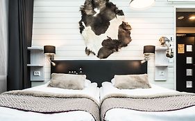 Santa'S Igloos Arctic Circle